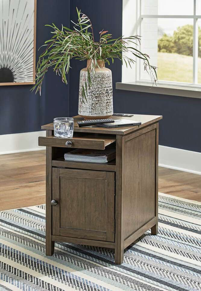 T300-217 - End Table (HH)