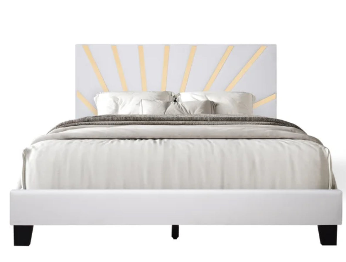 Nico White Platform Bed (HH)