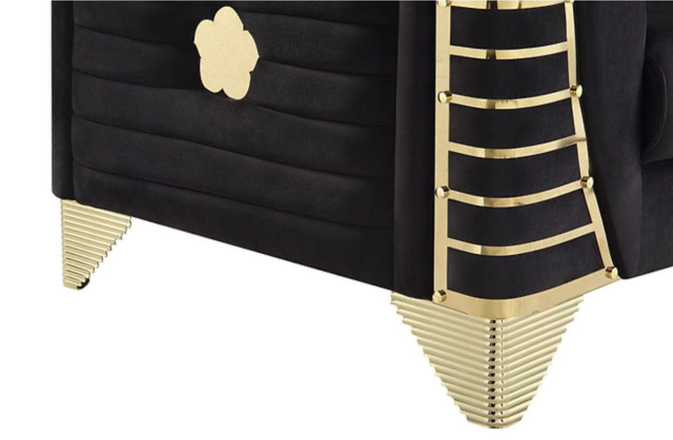 Donovan (Black) (NE)