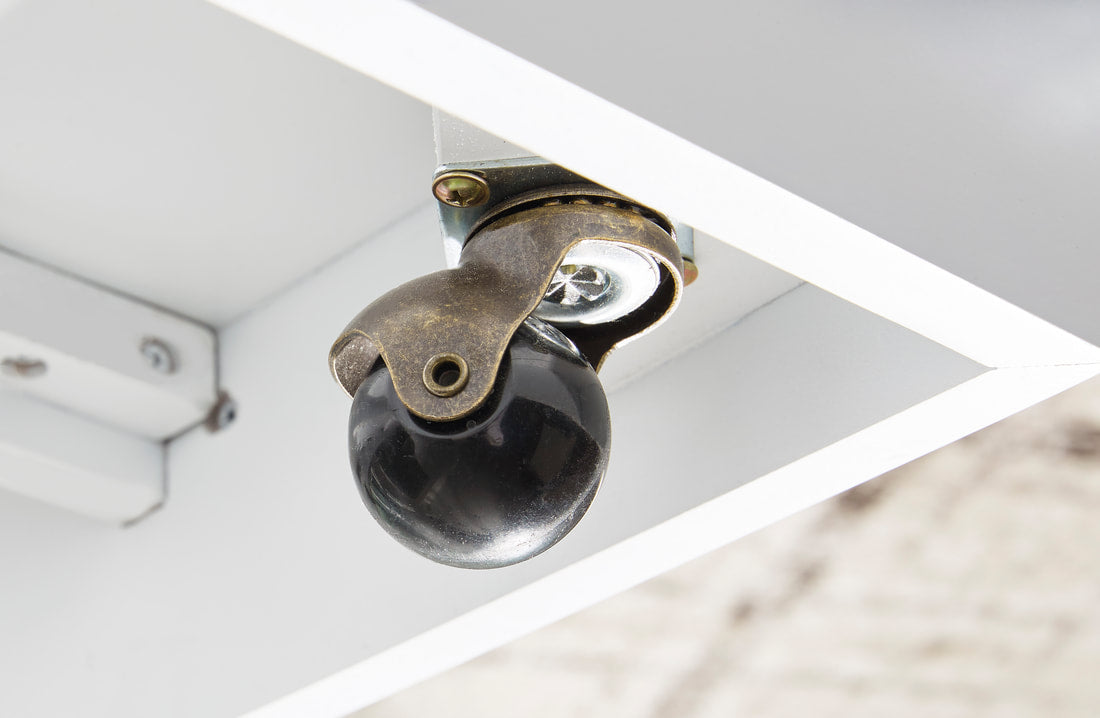 T756-1 Cocktail Table (HH)