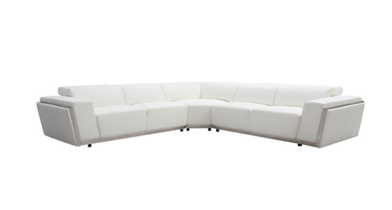 Domo Sectional (White) (NE)