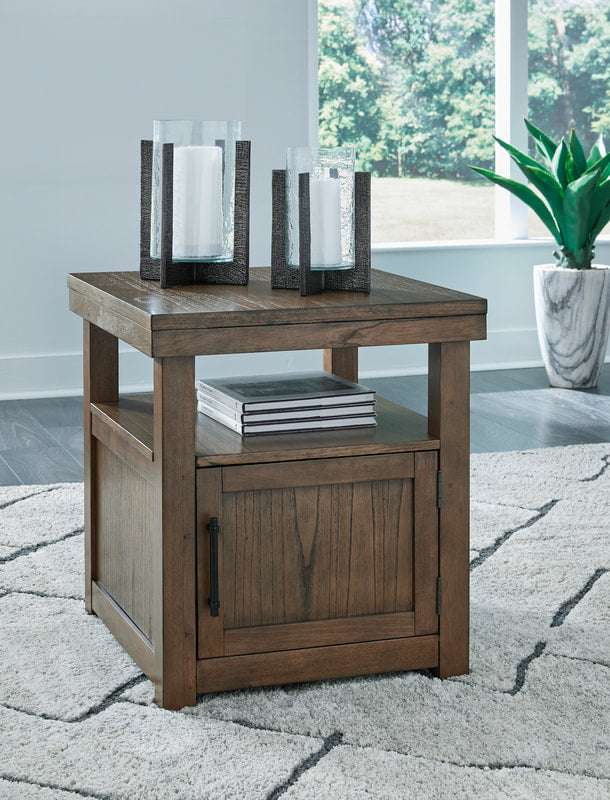 T738-3 End Table (HH)