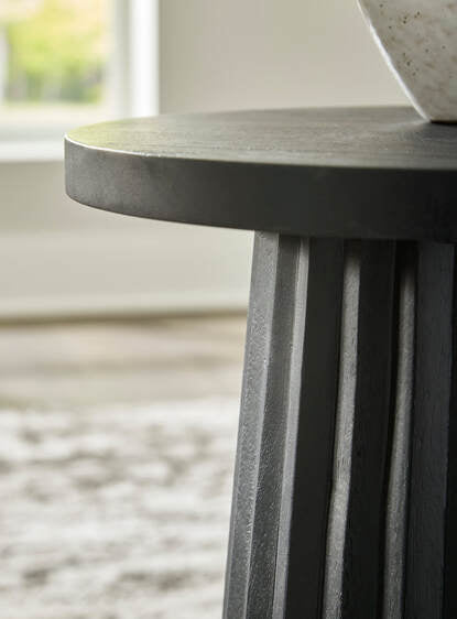 A4000603 Accent Table (HH)