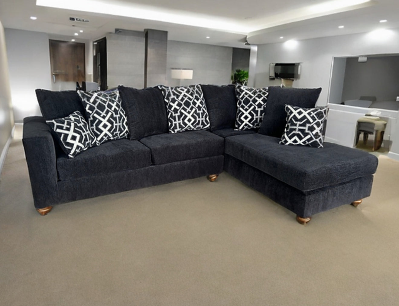 Graphite Sectional (Black) (NE)