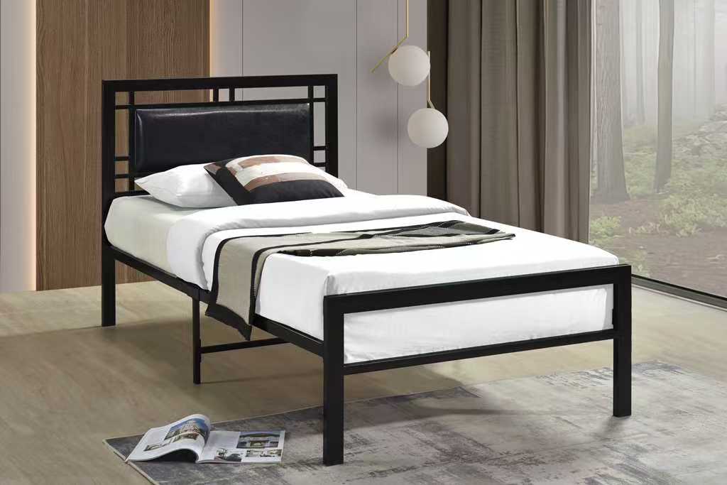 Black Metal Platform Bed (HH)