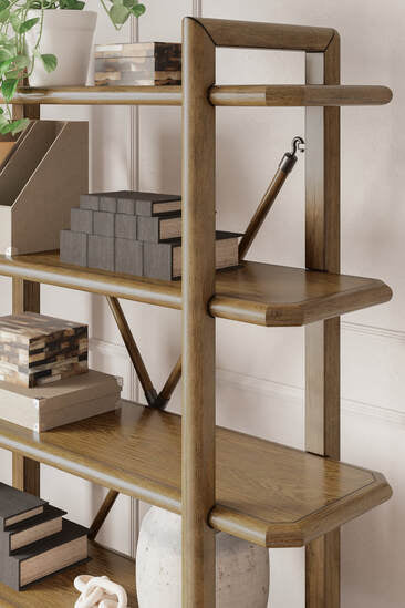 H769-70 - Bookcase (Brown) (HH)