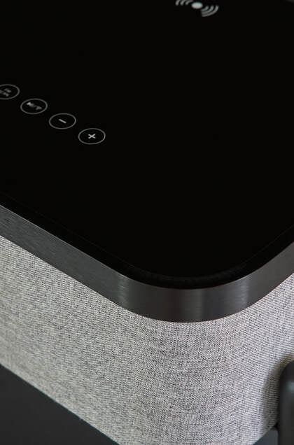 A4000550 - Accent Table w/Speaker (USB PORT) (HH)