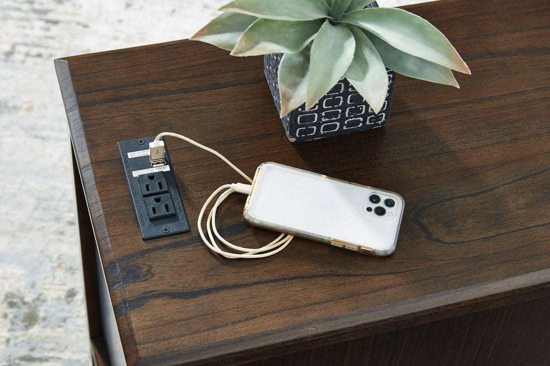 T310-217 Side End Table (USB Ports/Power Outlet) (HH)