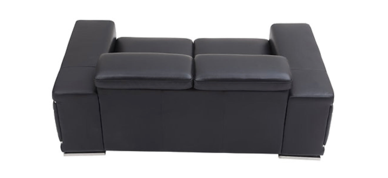 Adrian (Black) (NE)