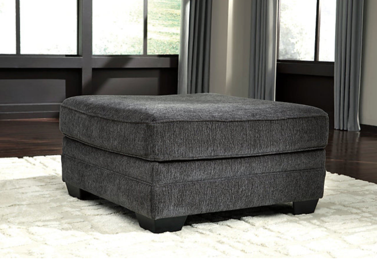 Ashley Tracling 3PC Sectional (Slate) (NE)