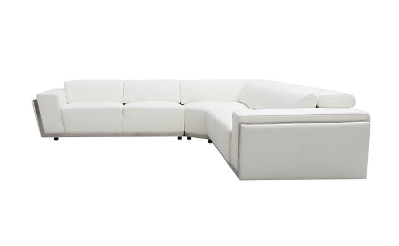 Domo Sectional (White) (NE)