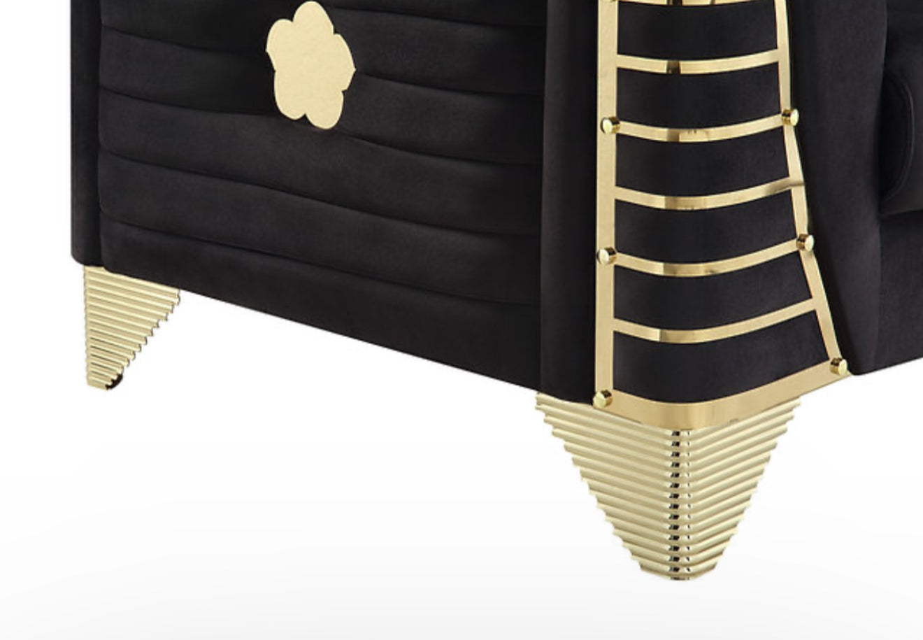 Donovan (Black) - Sectional (NE)