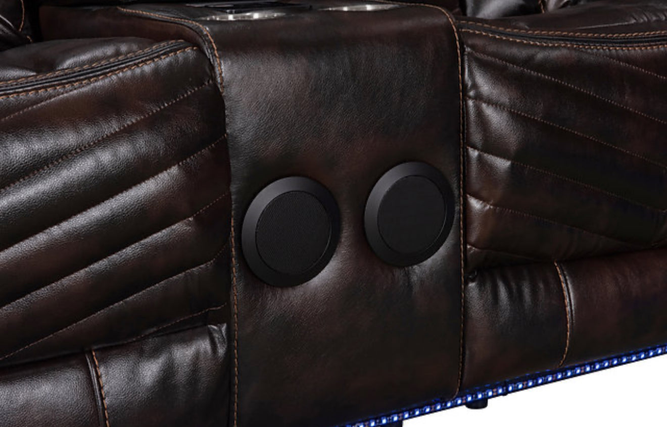Lucky Charm Sectional (Brown) (NE)