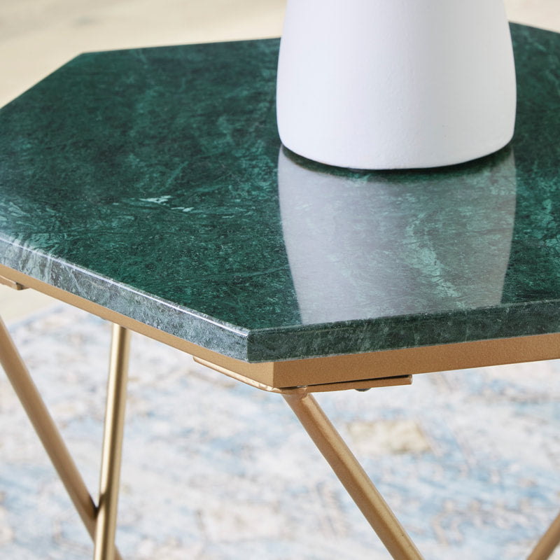 A4000526 - Accent Table (HH)