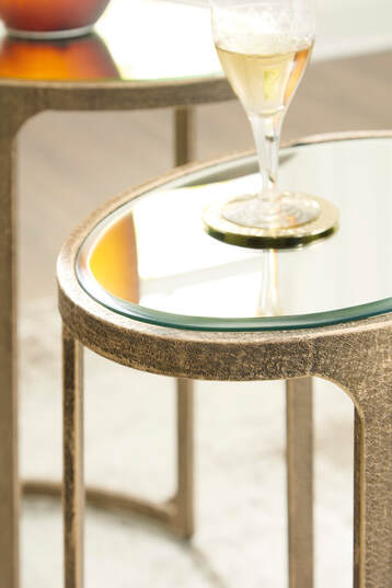 A4000624 - Accent Table Set (HH)