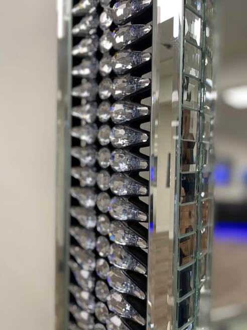 A6 - Floor Mirror (HH)