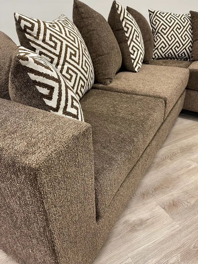 Mocha Sectional (HH)