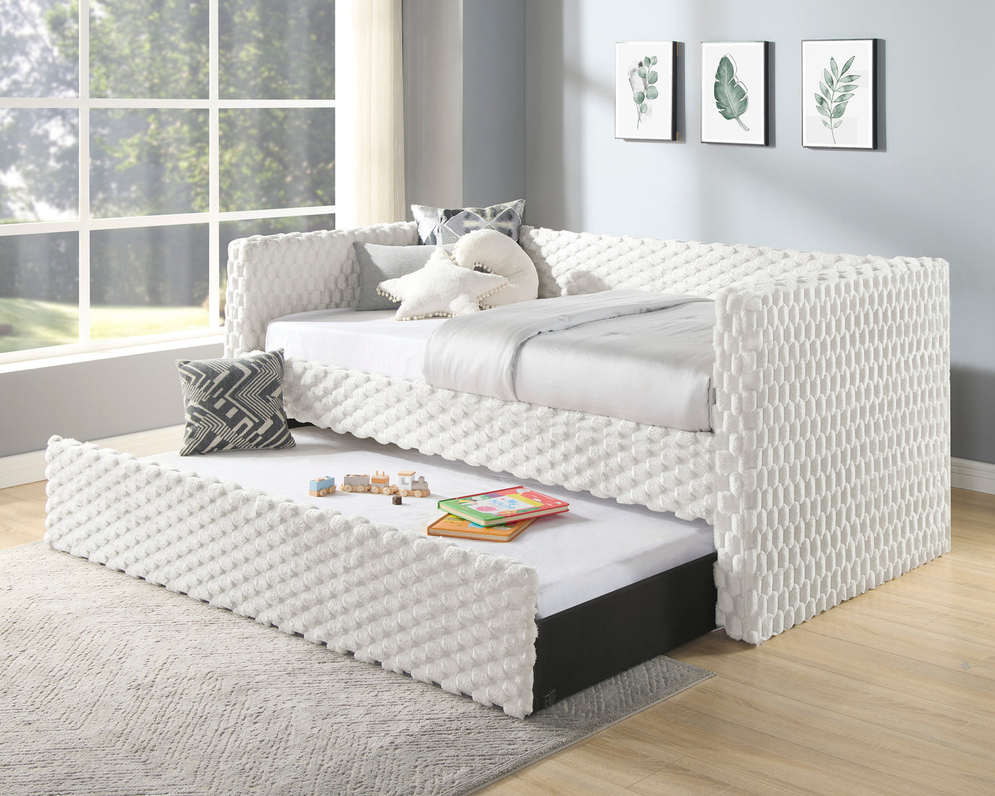 MOLLY WHITE DOVE DAYBED (CM)